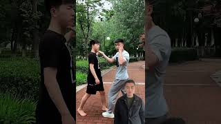 If someone hits you fight back with your elbow kungfuskills martialarts fighting [upl. by Penoyer]