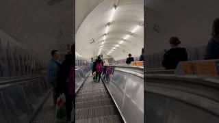 Escalators liftshortvideotravellondonviralvideo [upl. by Federico]