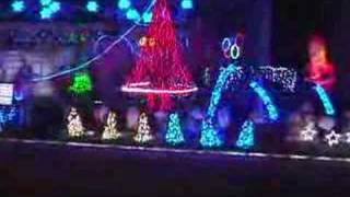 40000 LED Christmas Lights dance Carol Of The Bells [upl. by Trefler]