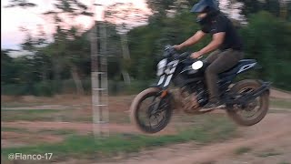 Saltos en circuito de motocross IRL  Flanco17 [upl. by Naeloj]