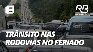 Réveillon 800 mil veículos devem descer para o litoral de SP [upl. by Ivetts57]