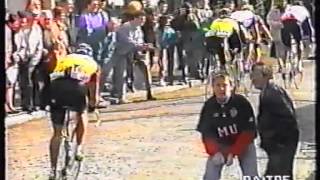 Giro delle Fiandre 1994 GBugnoJMuseeuwATchmil [upl. by Ardnossak]