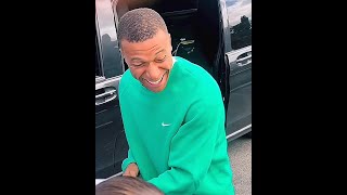 Kylian Mbappé signs autographs and takes selfies with his fans mbappe psg [upl. by Nerrej]