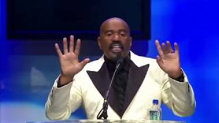 Steve Harvey His Voice Dont Match His Body [upl. by Kieger]