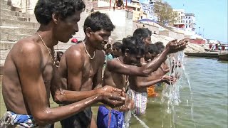 India All Roads Lead to Benares  Deadliest Journeys [upl. by Hewitt]