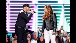 Jo Dee Messina amp Cole Swindell Perform quotShe Had Me at Heads Carolina Remixquot at the 58th ACM Awards [upl. by Claudie]