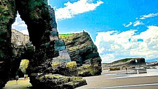 Playa de las CatedralesBeach of the Cathedrals marea alta y baja [upl. by Tine]