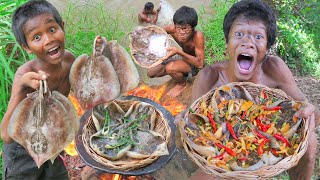 Primitive Technology Cocking Pork Stingray InJugle Kmeng Prey [upl. by Auqinehs]