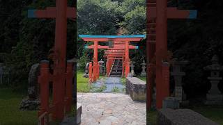 鳥居が沢山並ぶ稲荷神社。長野県佐久市臼田 [upl. by Nerrad]