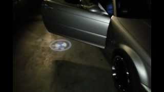 NIEUW BMW LOGO LED DEUR VERLICHTING LASER LICHT BMW E46 cabrio 330 [upl. by Hillman]