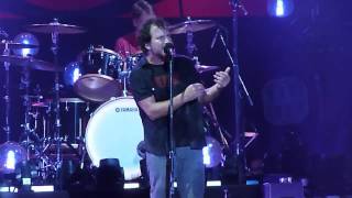 Pearl Jam  Sirens  06252014  ViennaAustria [upl. by Sacha]