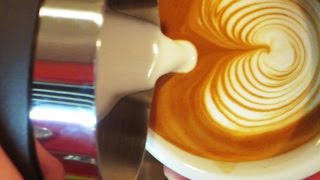 【うちラテ】ラテアート ハート Latte Art Heart Wing [upl. by Nilrem]