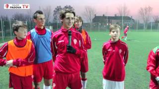 Buon Natale dai Giovanissimi 2002 Calcio Padova [upl. by Etnasa]