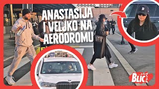 ANASTASIJA I VELJKO RAŽNATOVIĆ zajedno na aerodromu Brat sačekao sestru pa joj nosio kofere [upl. by Sokim]