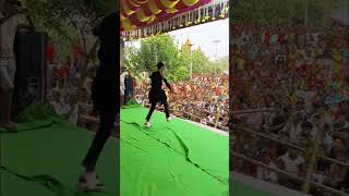 VIDEO  Bas kar pagli public 😱khesari Lal ka song shortsfeed trendingshorts dance shorts [upl. by Sailesh]