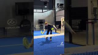 Review af Head Extreme Motion  Padel Bat [upl. by Suiramaj224]