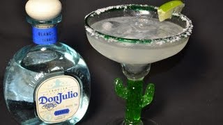 Como hacer una Margarita Clasica con tequila Don Julio [upl. by Adabel394]