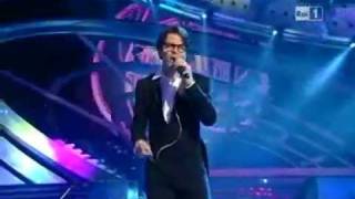 Samuele Bersani Un Pallone Sanremo 2012 [upl. by Wun]