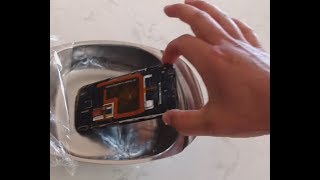 Moto X alcohol bath  how to fix a water damaged digitizer [upl. by Anaihk]