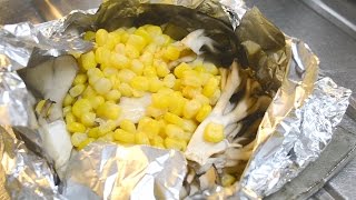 舞茸とコーンのバターホイル焼きの作り方 How to make broiled maitakemushroom and corn warped in foil [upl. by Idonna201]