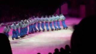 Disney On Ice  Begging amp Aladdin Part 1 [upl. by Enelrihs150]