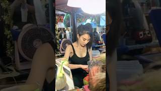 Popular Ratchada Train Night Market in Bangkok  Delicious Xishi Watermelon Juice [upl. by Ylyl]