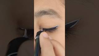 One minute eyeliner  How to apply eyeliner shorts fatimafashiondesigner [upl. by Arriaet]