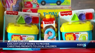 Iowa town’s Christmas share is helping families [upl. by Annairb524]