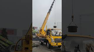 8 ton truck crane with 7 sections can lift 1500 catties horizontally and can rotate 180° [upl. by Bruns]