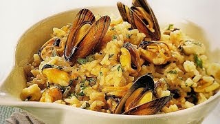 Arroz con calamares y mejillones Rico y muy facil [upl. by Ybot]