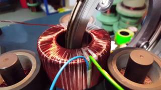 Multiwire toroidal transformer winding [upl. by Vareck]