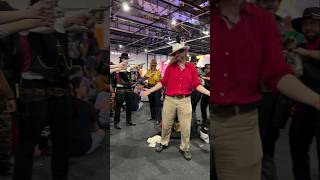 Micah Bell Death Cosplay Version Red Dead Redemption 2 Van Der Linde Gang Cosplay  Brasil Game Show [upl. by Abbye]