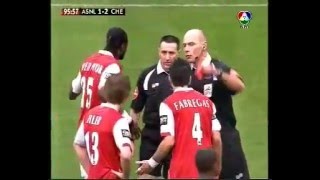 Adebayor Snaps at Referee  Arsenal vs Chelsea  Ref Red Cards Adebayor [upl. by Halle]