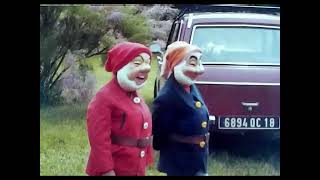 Cavalcade de Vivile en Charente 1980 quot blanche neige quot [upl. by Aynas]