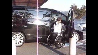 脊髄損傷者の自動車への乗り込み Paralysis Wheelchair Transfer [upl. by Most606]