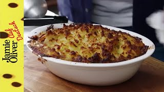 Veganer Shepherd’s Pie  Jamie Oliver auf Deutsch [upl. by Ronyar526]