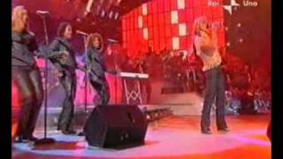 Anastacia  Im outta love  live sanremo 2001wmv [upl. by Ettennor]