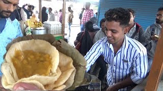 World Record Indian Rail Station Street Food Price  5 Piece Puri with Curry  10 rs  014  Only [upl. by Valerian]