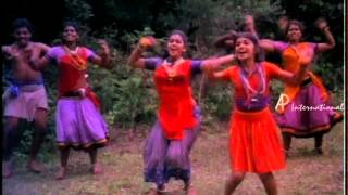 Raja Chinna Roja Ongappanukkum Pe Pe Song [upl. by Aibos]