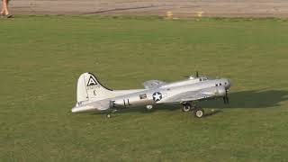 B17 RC Plane at Strubby [upl. by Eidolem]