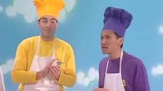 The Wiggles  Crunchy Munchy Honey Cakes [upl. by Ear]