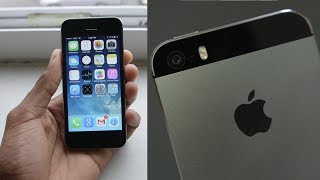 Apple iPhone 5s Review [upl. by Yeleek663]