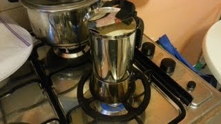 Bialetti Venus Stainless Steel Espresso Maker Review and HowTo  Recorded with the Galaxy Note II [upl. by Darcia572]