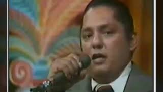 Julio Jaramillo  Copas Llenas《Full Audio Original En MP3 Y En HQ》 [upl. by Hachmin]