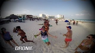 La nueva moda de los dronies Selfies tomados desde un drone [upl. by Mercuri563]