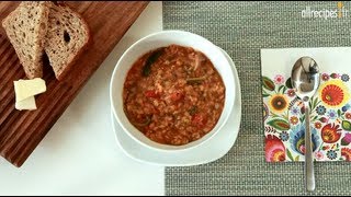 Recette de soupe épicée aux lentilles et aux épinards [upl. by Lisette]