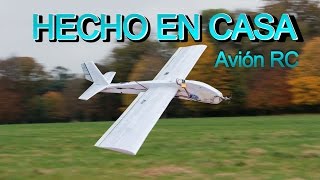 Cómo hacer un avión RC  Avión de poliestireno hecho en casa [upl. by Flieger]