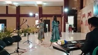 Molo olo ho  Senada trio show di Kalimantan timur [upl. by Ackley]