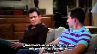 Two and a half men quotSolo tengo radio AMquot Sub en español [upl. by Yokum884]