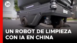 CHINA  Así es el robot de limpieza que integra la inteligencia artificial [upl. by Rosa779]